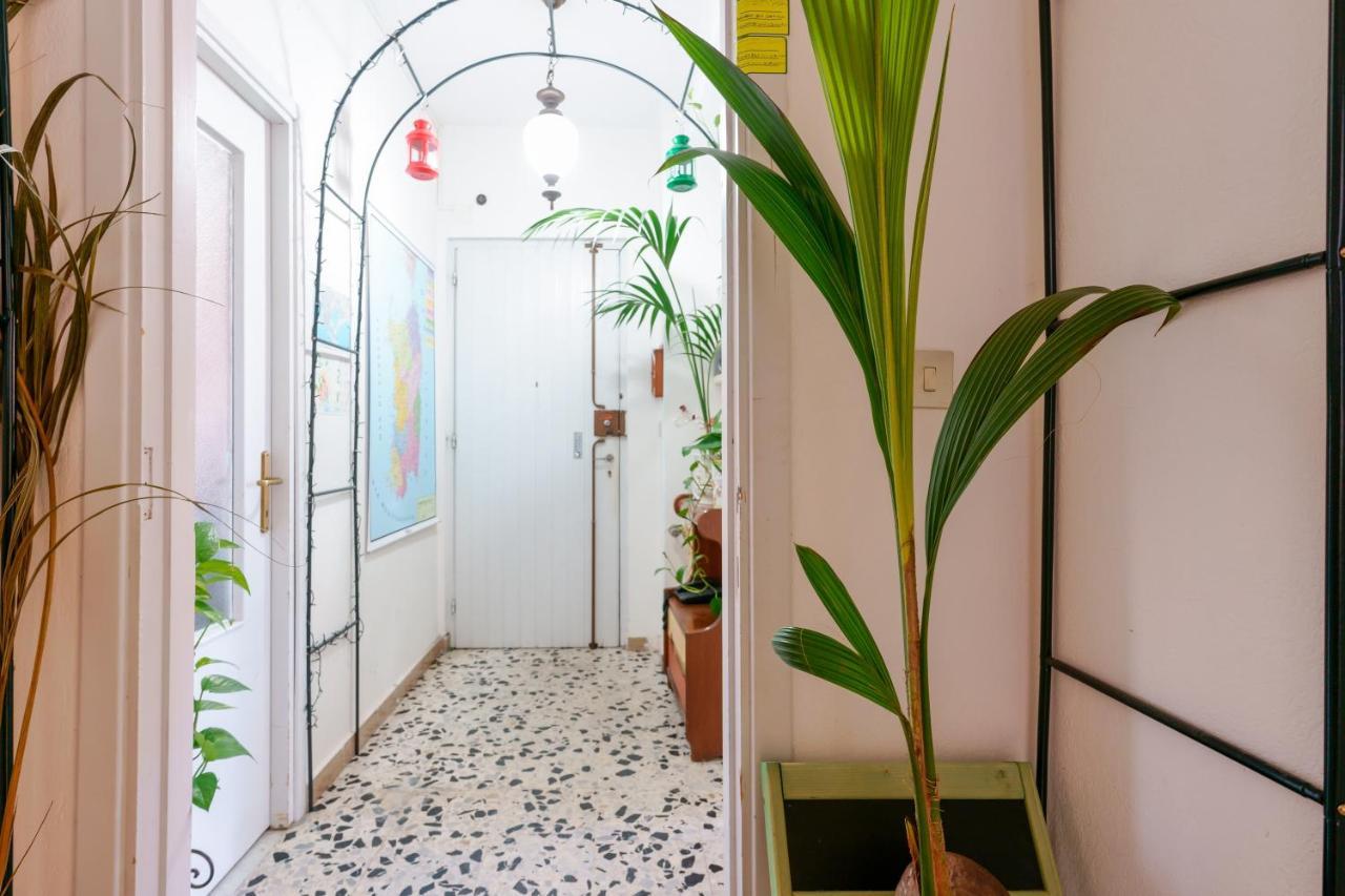 B&B Pothos - Eng Ita - Air Conditioning Wi-Fi Fridge Netflix Local Guide - Aria Condizionata, Frigo, Internet, Guida Locale Cagliari Eksteriør bilde