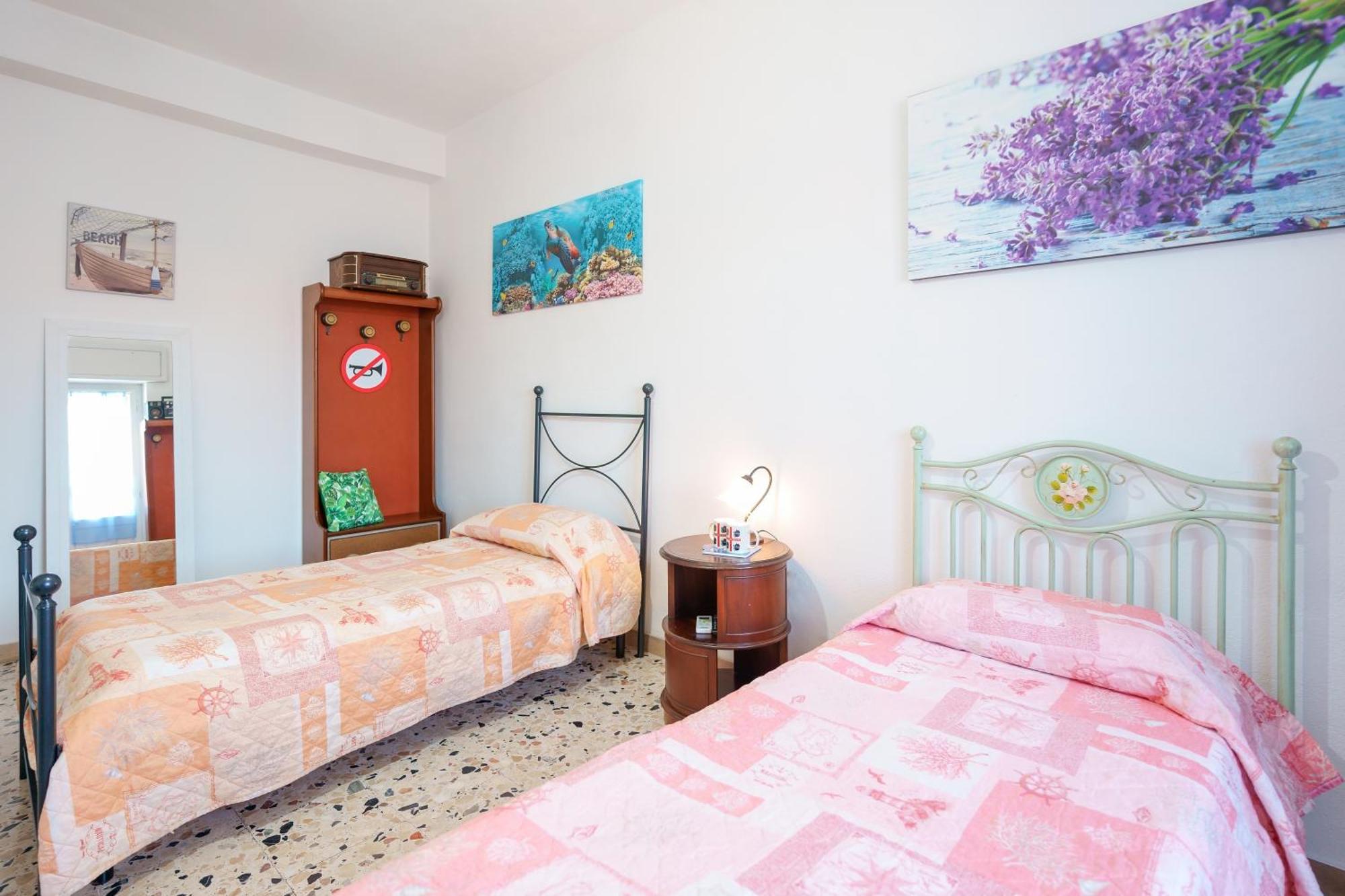 B&B Pothos - Eng Ita - Air Conditioning Wi-Fi Fridge Netflix Local Guide - Aria Condizionata, Frigo, Internet, Guida Locale Cagliari Eksteriør bilde